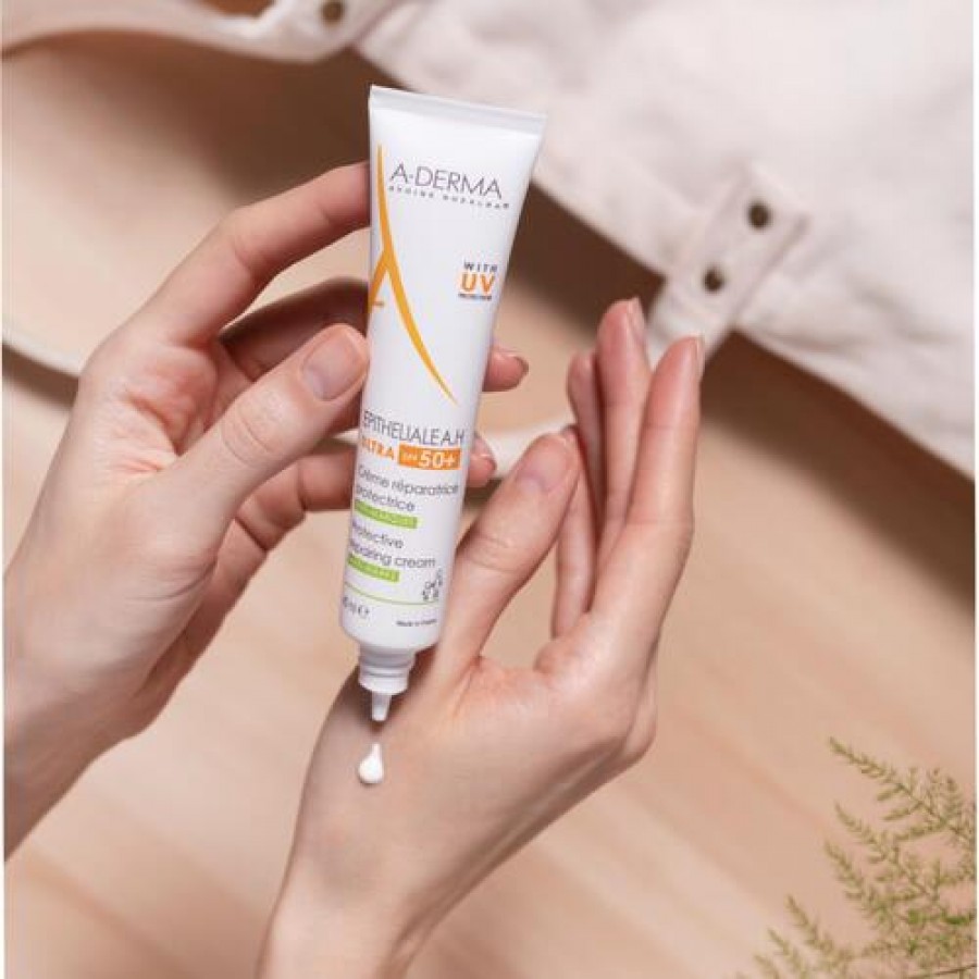 Zdjęcie produktu - 5 A-DERMA EPITHELIALE A.H Ultra SPF50+ Ochrony krem regenerujący, 40ml