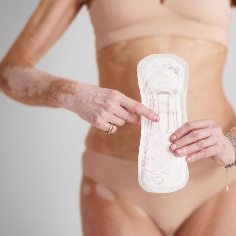 Miniaturka artykułu - #1 TENA SLIM EXTRA PLUS Wkładki anatomiczne do ochrony przy lekkim nietrzymaniu moczu, 16 szt.