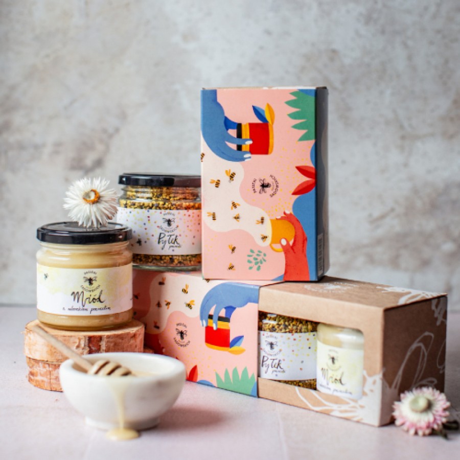 Zdjęcie produktu - 2 PASIEKI RODZINY SADOWSKICH Dwupak &ldquo;Na zdrowie!&rdquo; Pyłek pszczeli, 140g + Mi&oacute;d z mleczkiem pszczelim, 240g