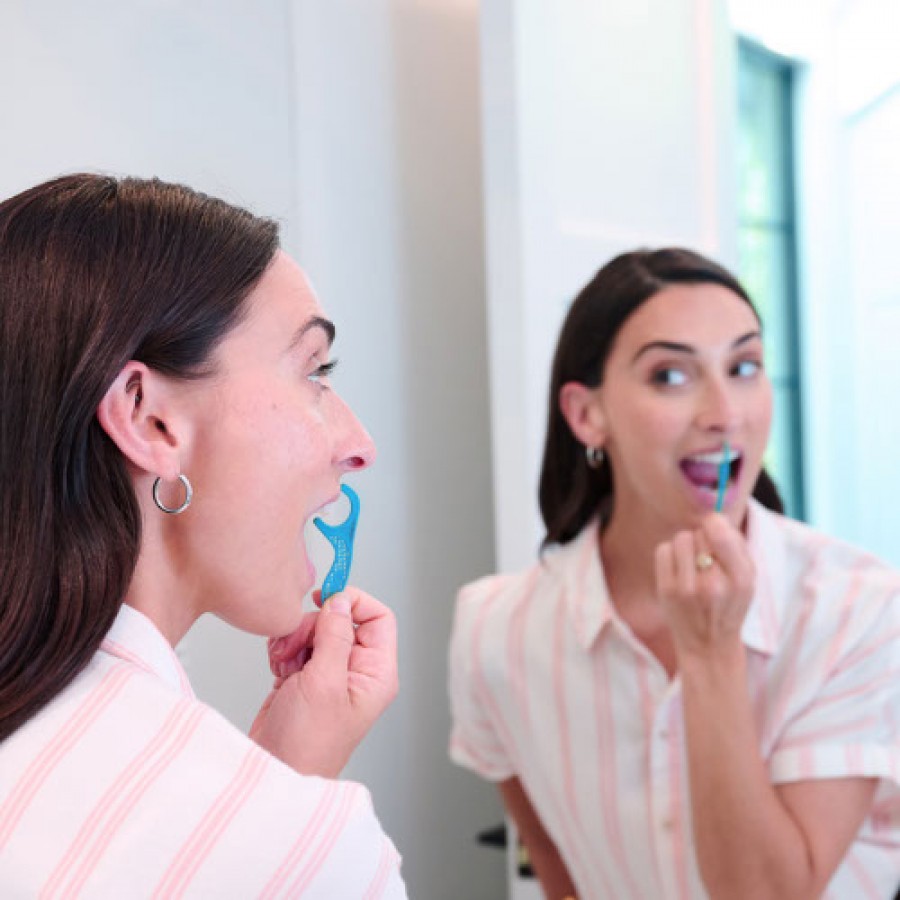 Zdjęcie produktu - 2 Sunstar GUM Easy Flossers Nić dentystyczna z uchwytami, 30 szt.