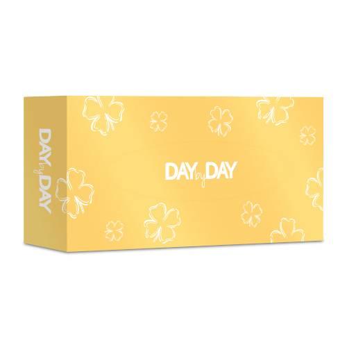 Zdjęcie produktu - DAY BY DAY Chusteczki uniwersalne 3-warstwowe ż&oacute;łte, 90 sztuk