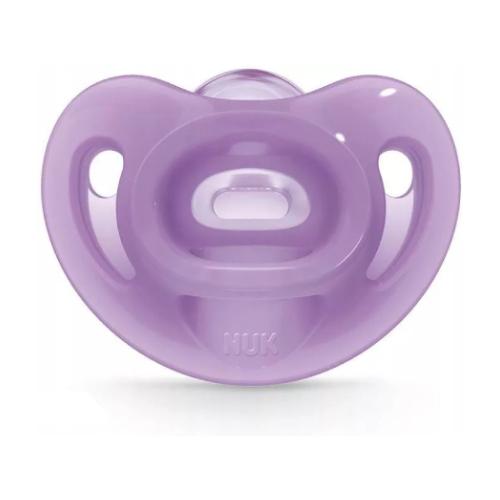 Miniaturka artykułu - NUK Smoczek uspokajający silikonowy Sensitive 0-6 m fioletowy, 1 szt.