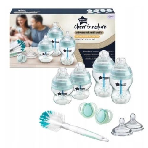 Miniaturka artykułu - Tommee Tippee Zestaw startowy Antykolkowy 2 butelki, smoczki, szczotka do butelek, 1opak.